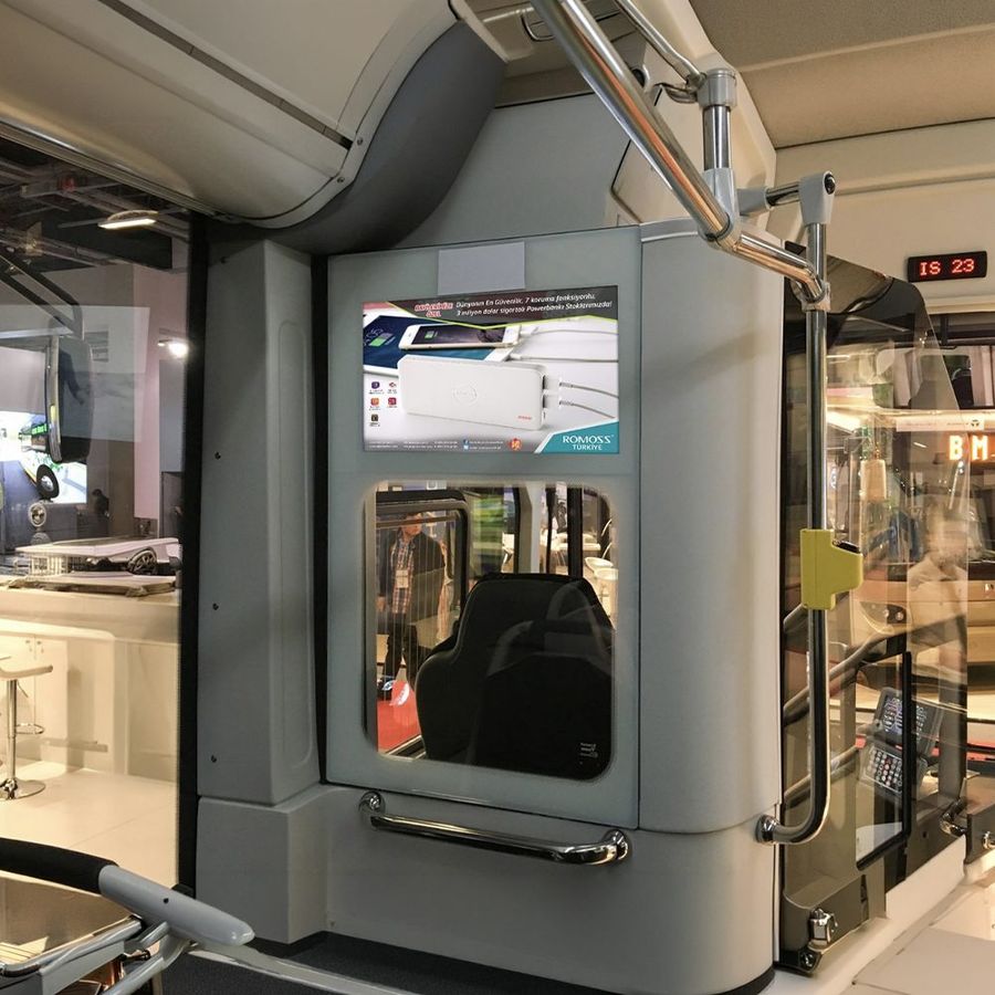 Metrobüs Hattı Yolcu Bilgilendirme Projesi